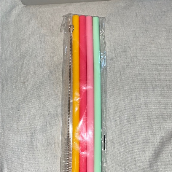 Reusable Straws Set of 4 - Picture 2 of 2